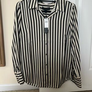 banana republic tag on button down